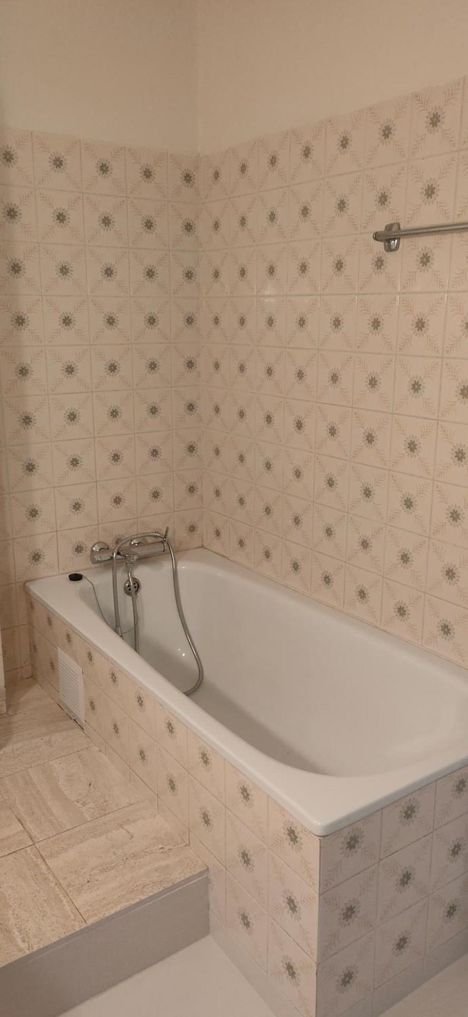"Les Chacobins" - Appart'Etape Avec Garage Velos La Réole Extérieur photo